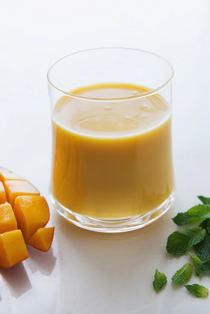 A mango-mint smoothie