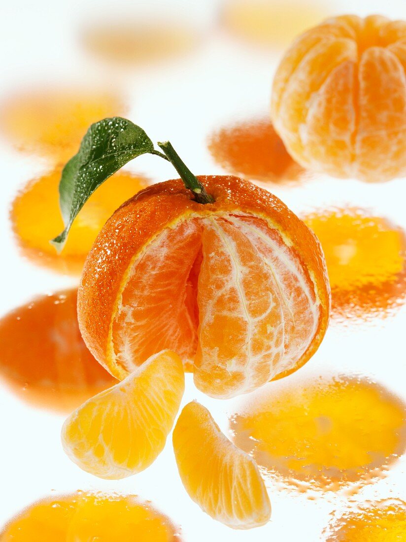 Clementinen mit Wassertropfen