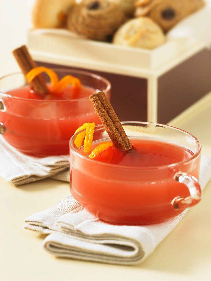 Hot cranberry drink