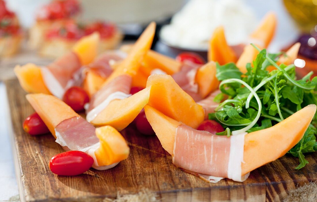 Prosciutto with melon and rocket