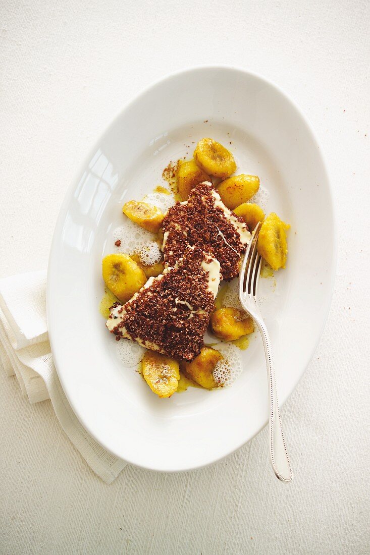 Chocolate escalope with curried banana