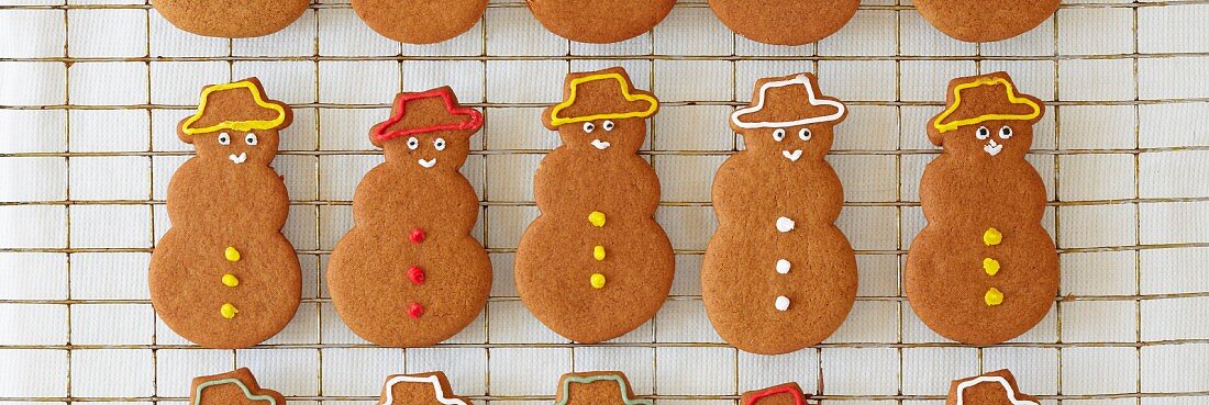 Gingerbread snowmen