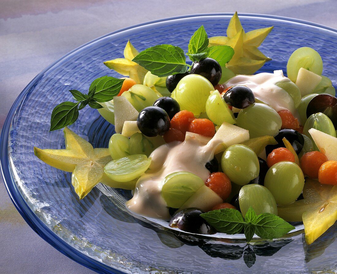 Mixed grape salad with cream & mint