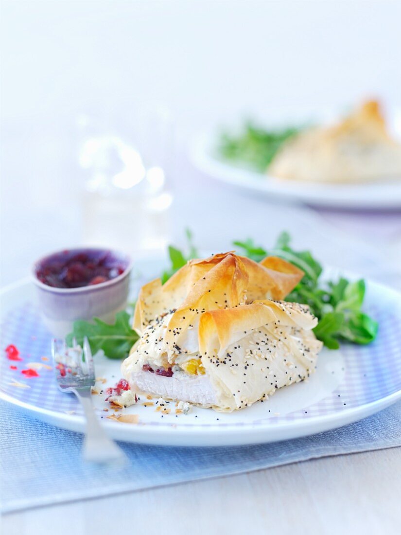 Puff pastry parcels with turkey and Stilton