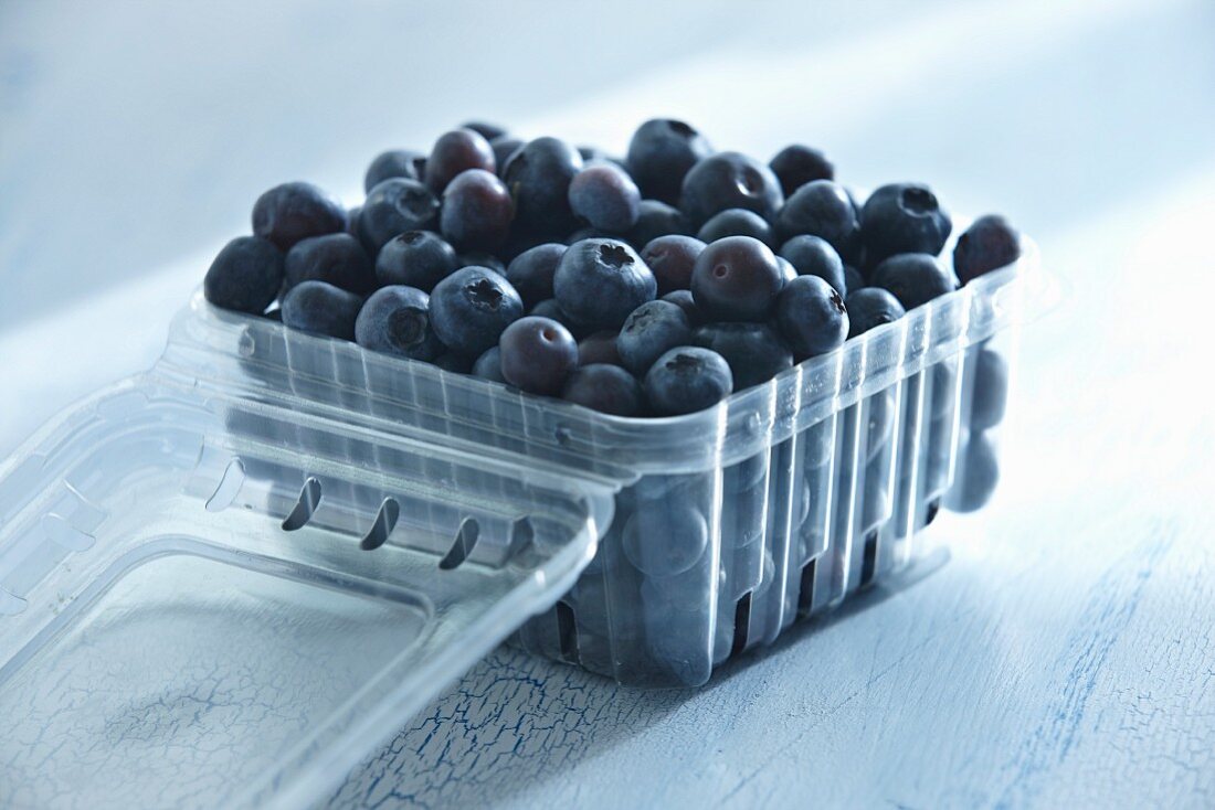 Blueberries in a plastic punnet