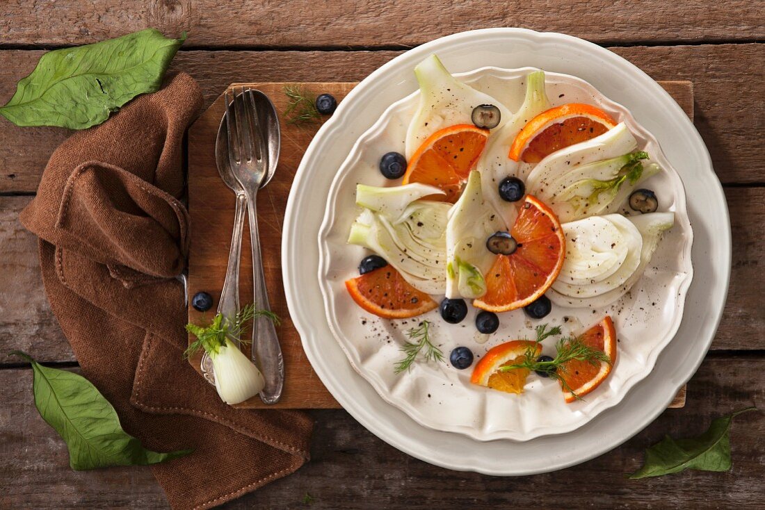 Fenchel-Orangen-Salat mit Blaubeeren