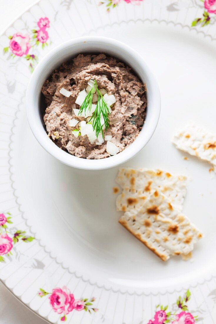 Liver pate with onions