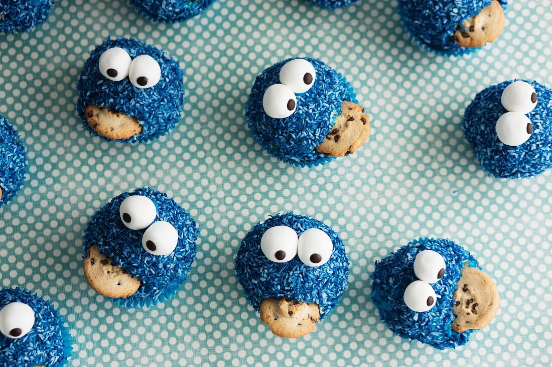 Blauer Monster Cupcake