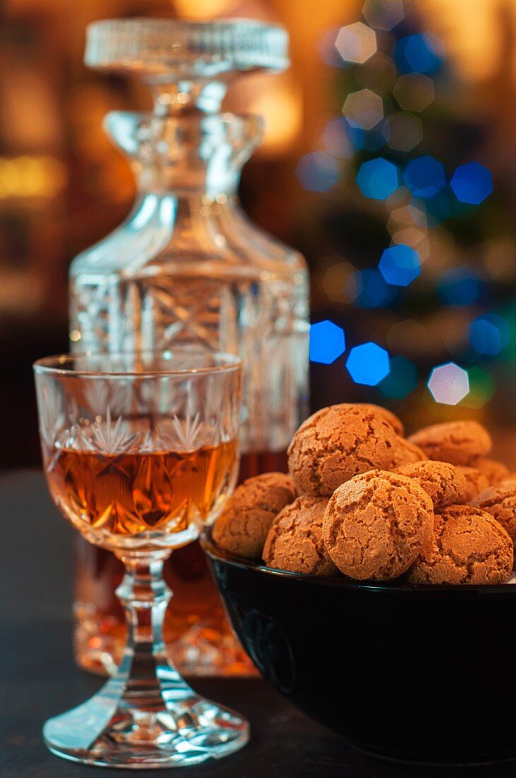 Whisky and amaretti biscuits