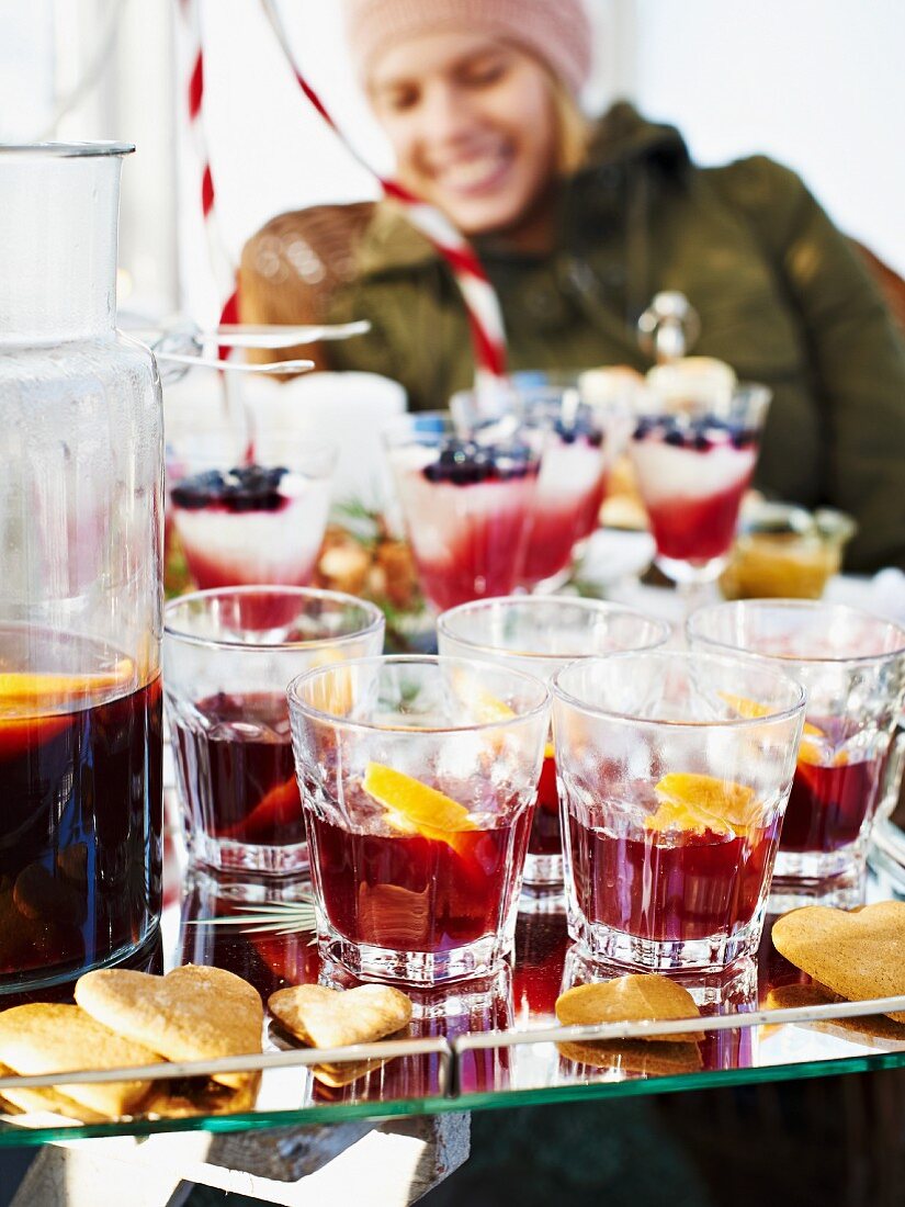 Mulled wine and rice desserts on a Christmas buffet
