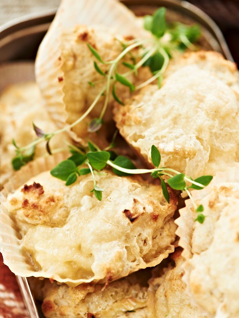 Cheese rolls with brie for an autumnal picnic