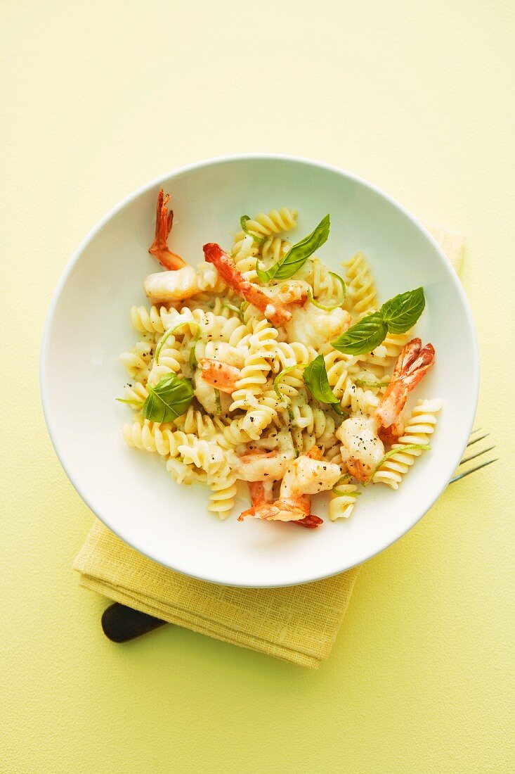 Fusilli with prosecco sauce and prawn tails