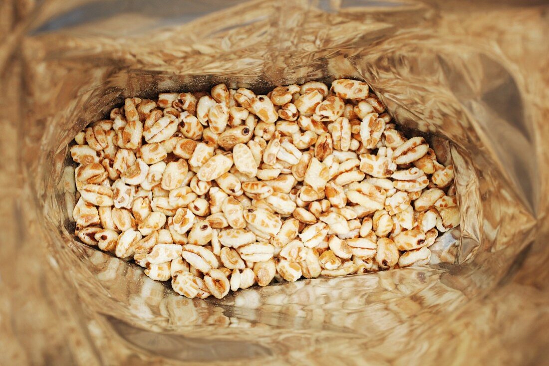 A bag of puffed wheat (seen from above)