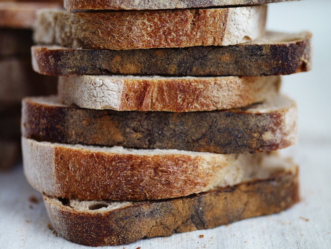 A stack of sliced bread (close-up)