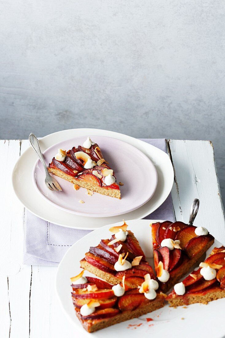 Plum tart with chai tea