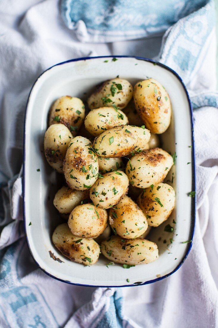 New potatoes with herbs
