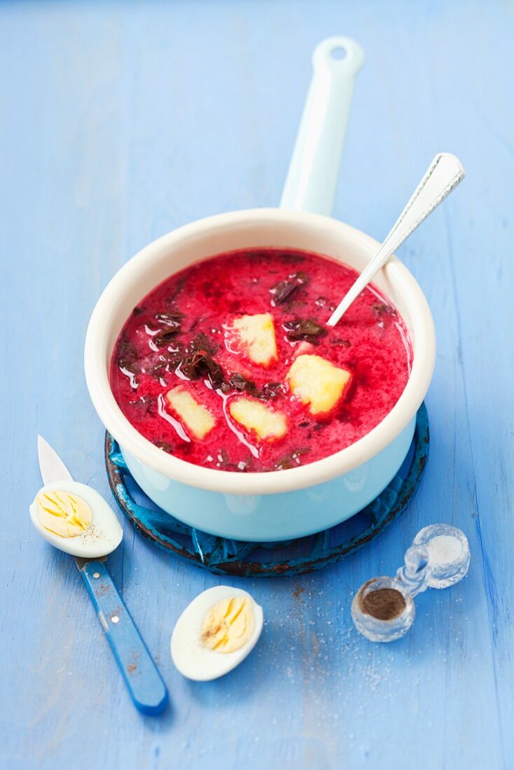 Beetroot soup with potatoes and egg