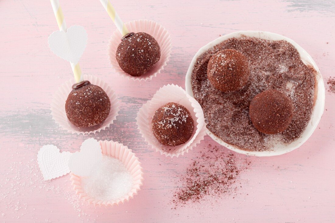 Cake pops with amaretti and nougat