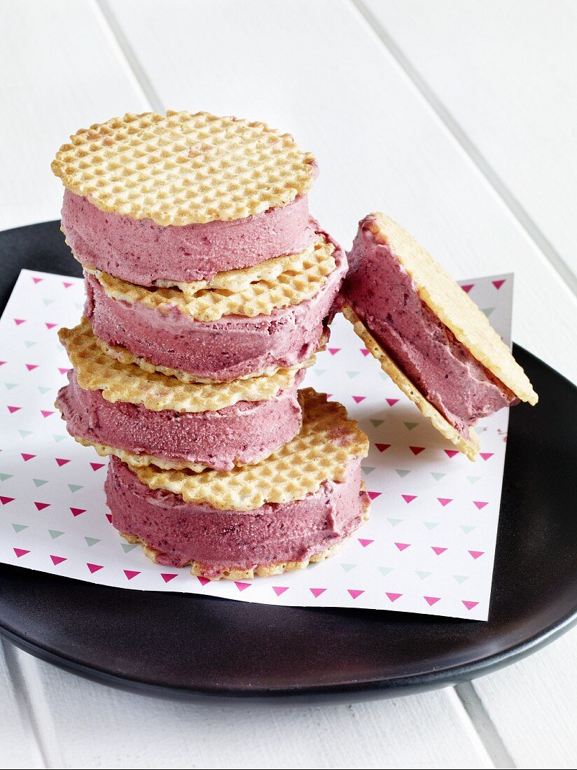 Cranberry ice cream sandwiches