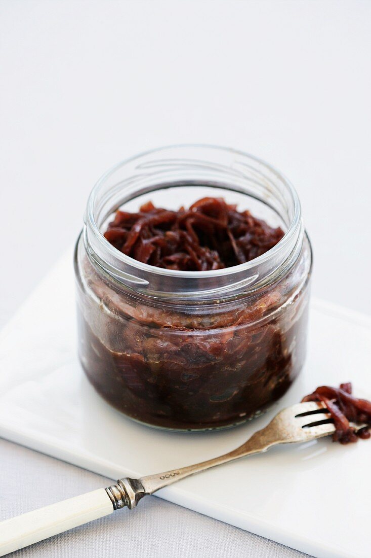 A jar of caramelised red onions