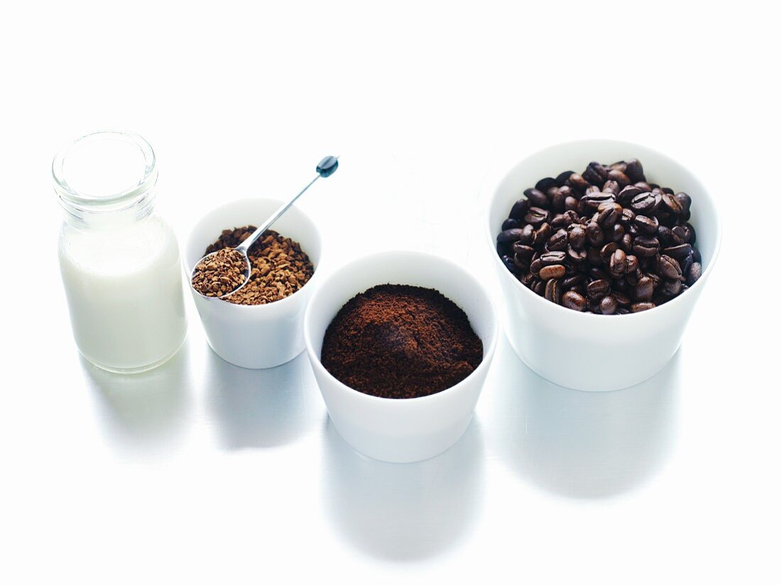 Kaffeebohnen, Kaffeepulver, Instantkaffee & Kaffeemilch