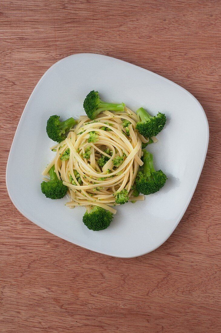 Tagliatelle with broccoli