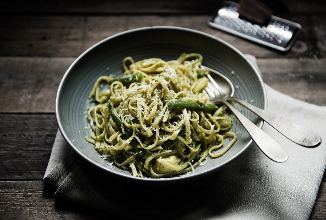 Linguine mit Pesto