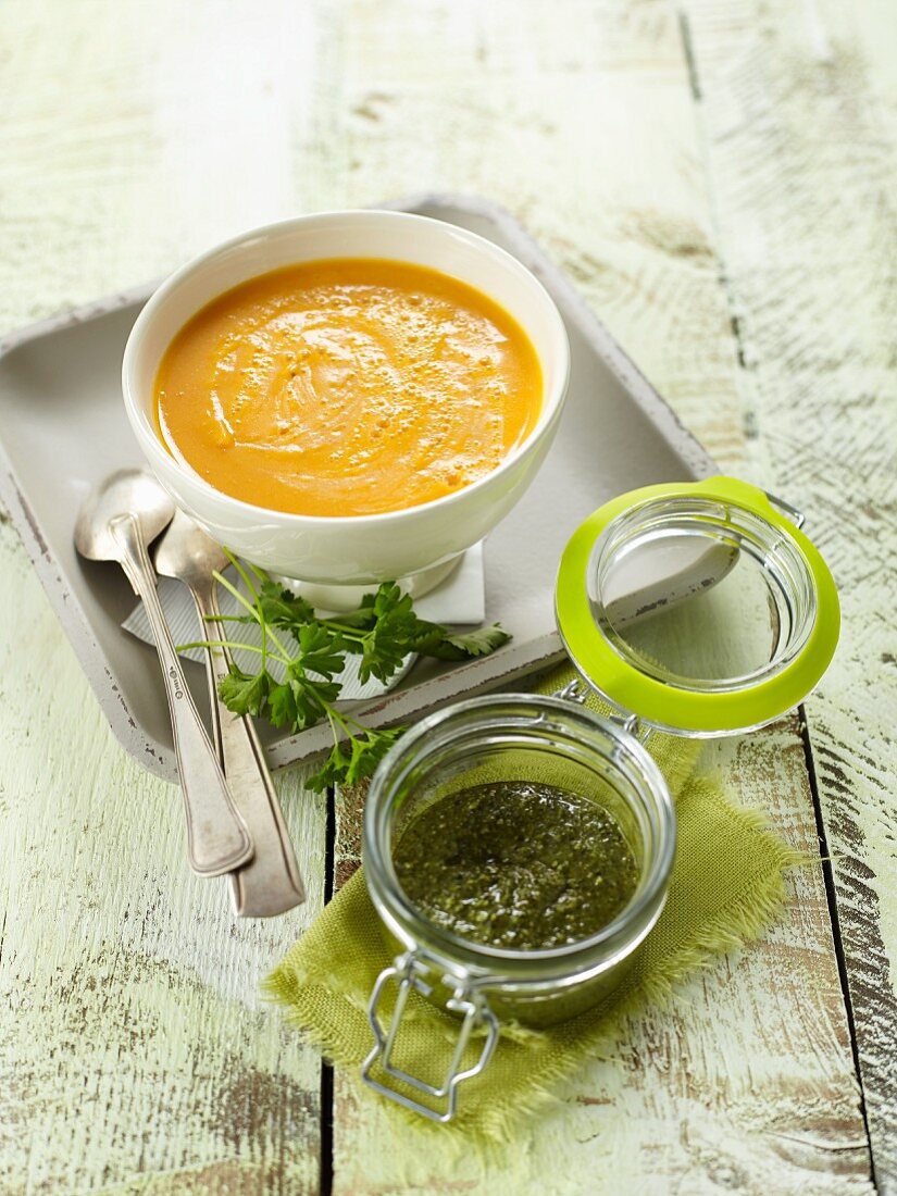 Pumpkin soup with parsley pesto