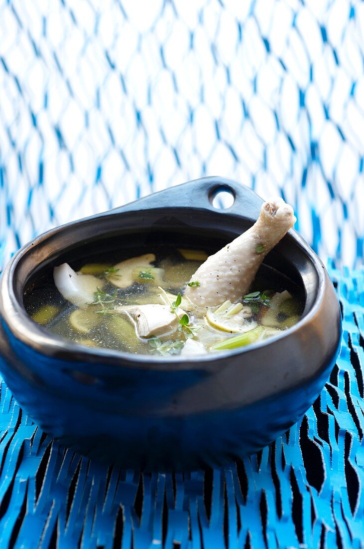 Cold chicken soup with coconut and lemon