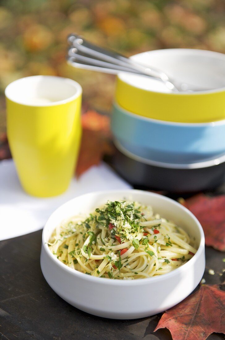Linguine with herbs and chilli