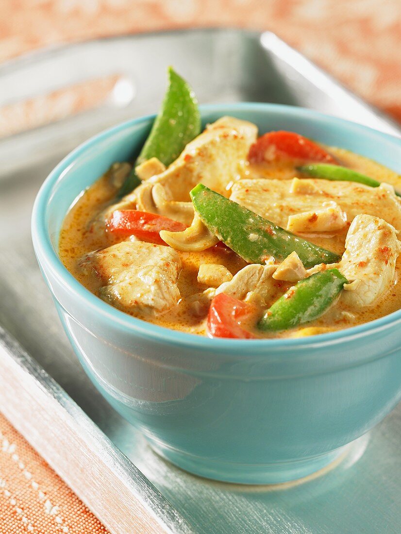 Red chicken curry