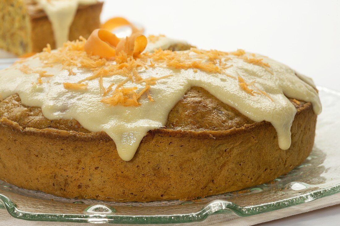 Möhrenkuchen mit Zuckerglasur