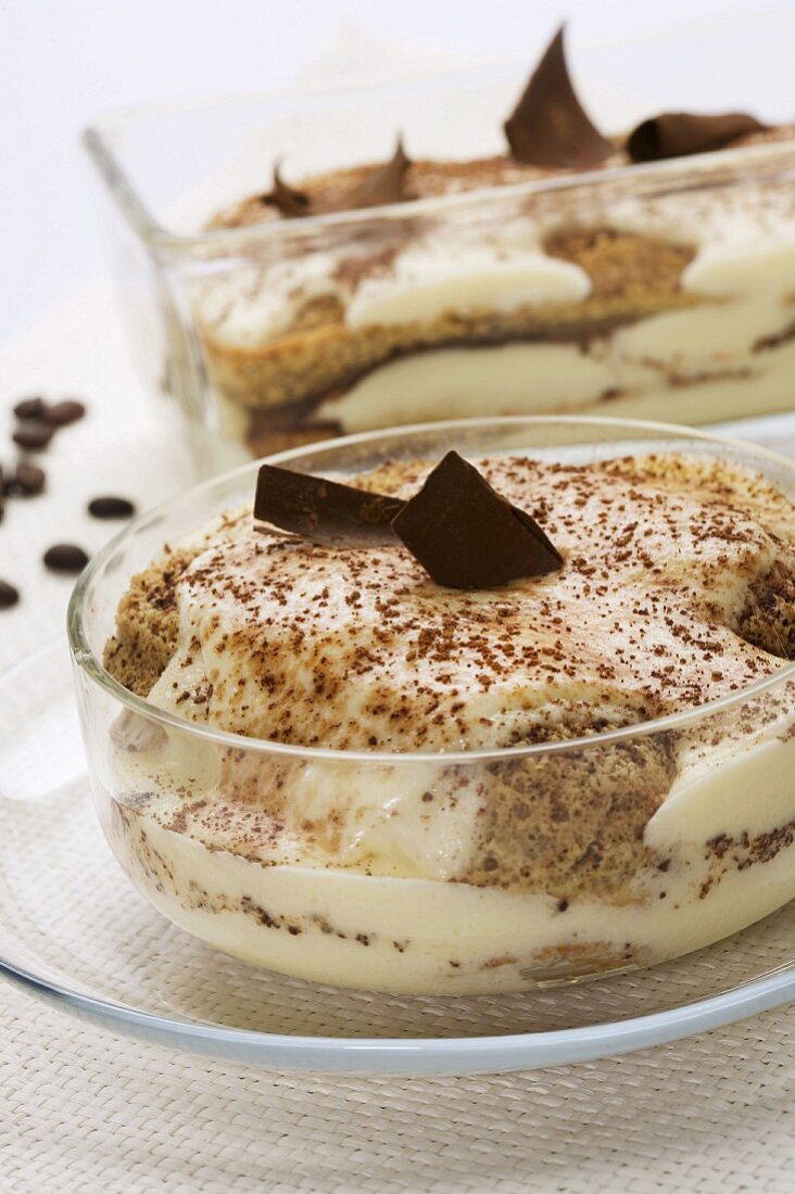 Tiramisu in Round and Rectangular Glass Dishes