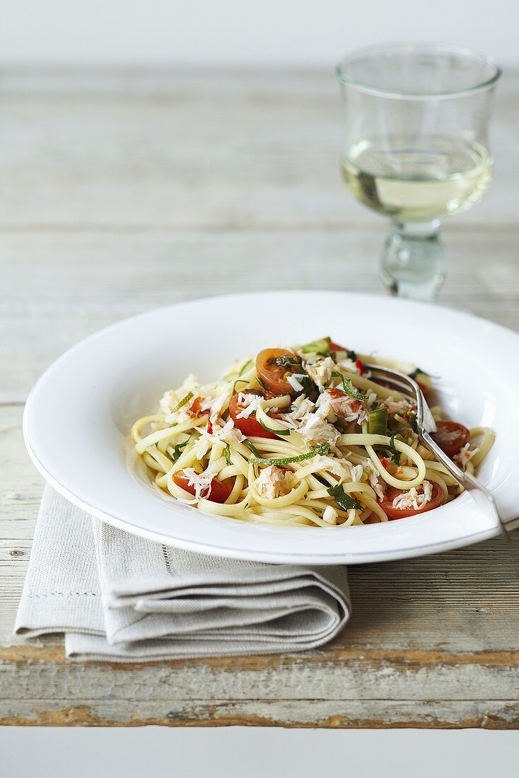 Linguine mit Krebsfleisch & Cocktailtomaten