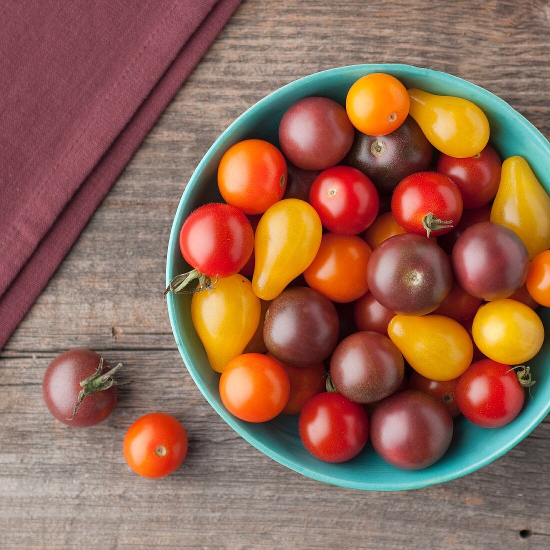 Verschiedene Tomaten in einer Schüssel