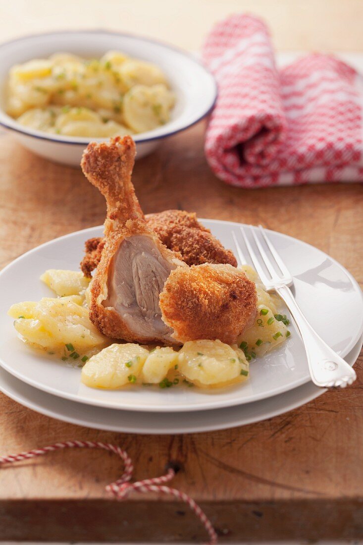 Backhendl mit Kartoffelsalat