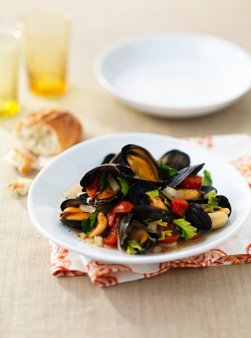 Mussels with tomatoes