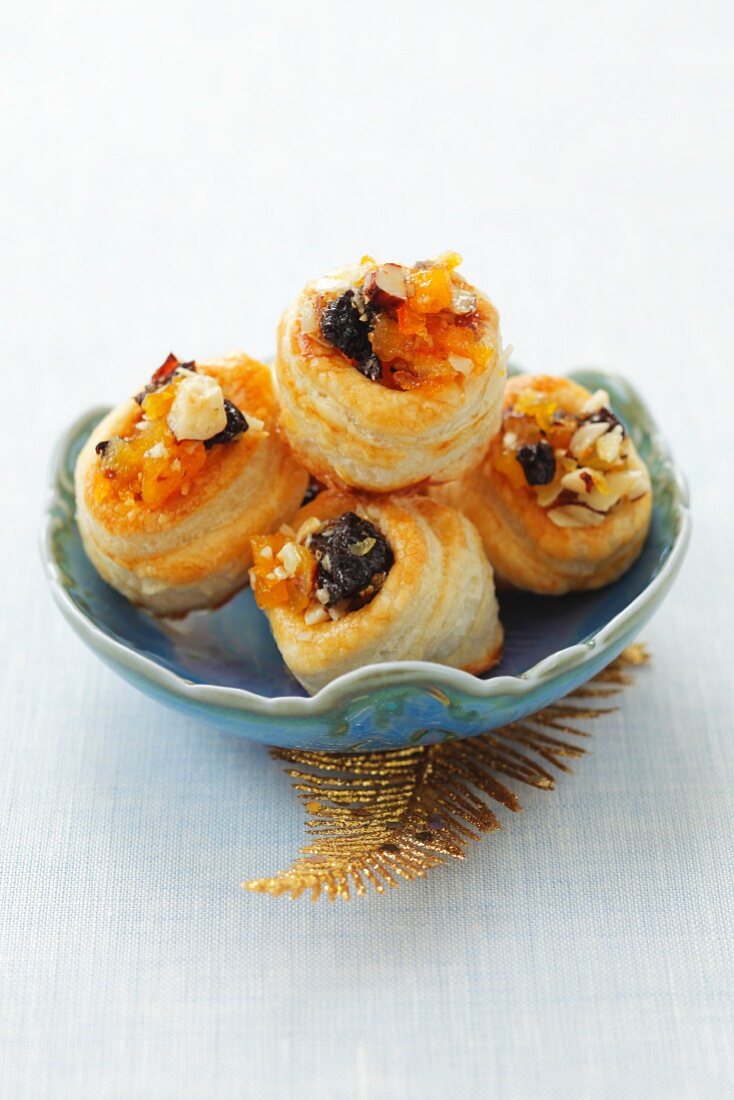 Vol au vents with minced meat