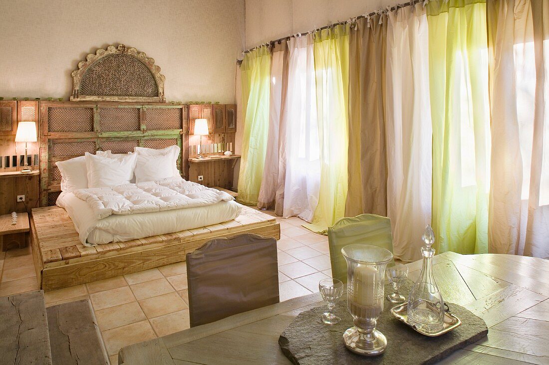 Mediterranean hotel room with mattress on wooden platform