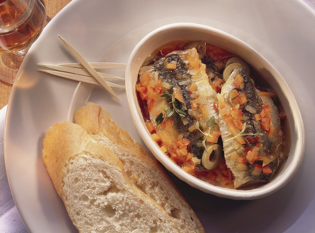Sardines Spanish style with French bread