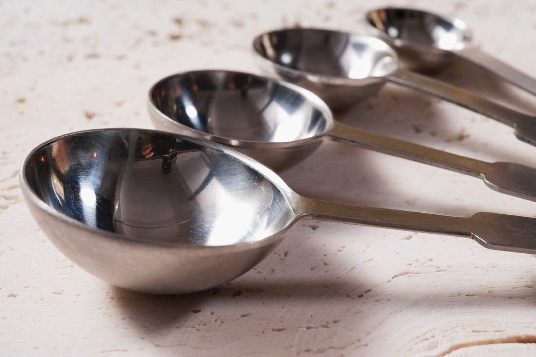 Four measuring spoons