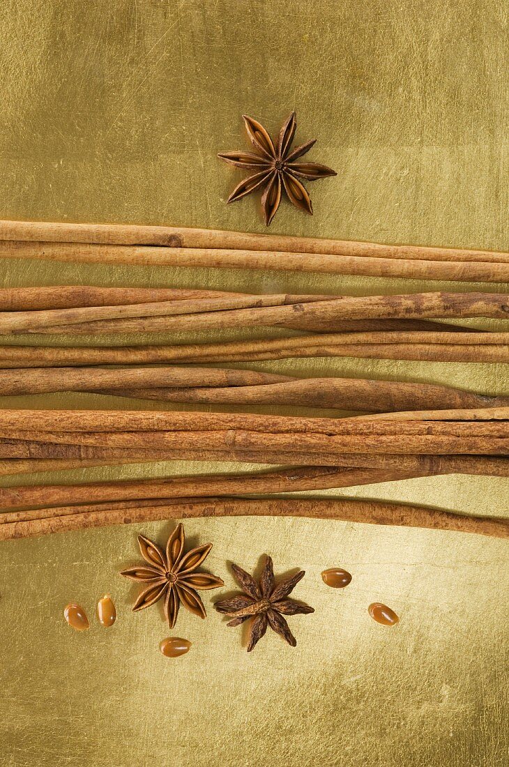 Christmas spices (cinnamon sticks and star anise)