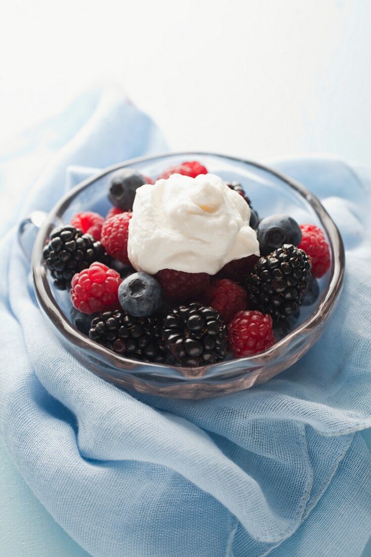 Beeren mit Joghurt