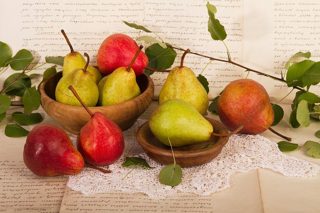 An arrangement of pears