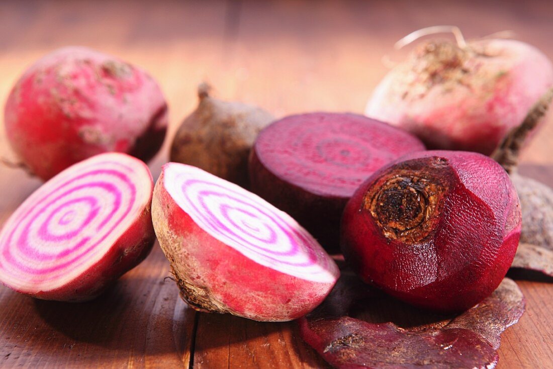 Beetroot, raw and cooked