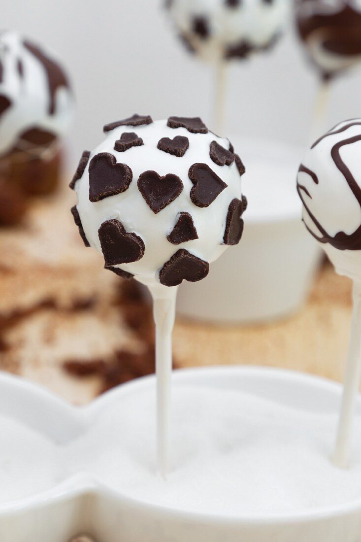 Cake pop with chocolate hearts