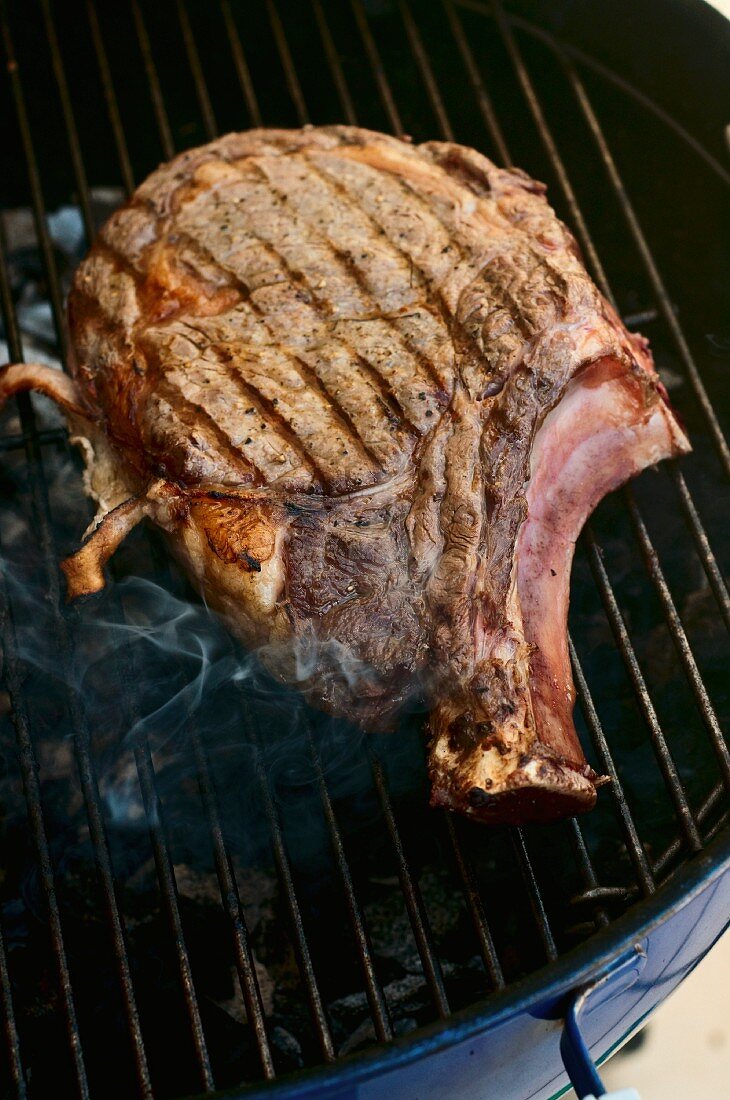 Rindersteak auf dem Grill