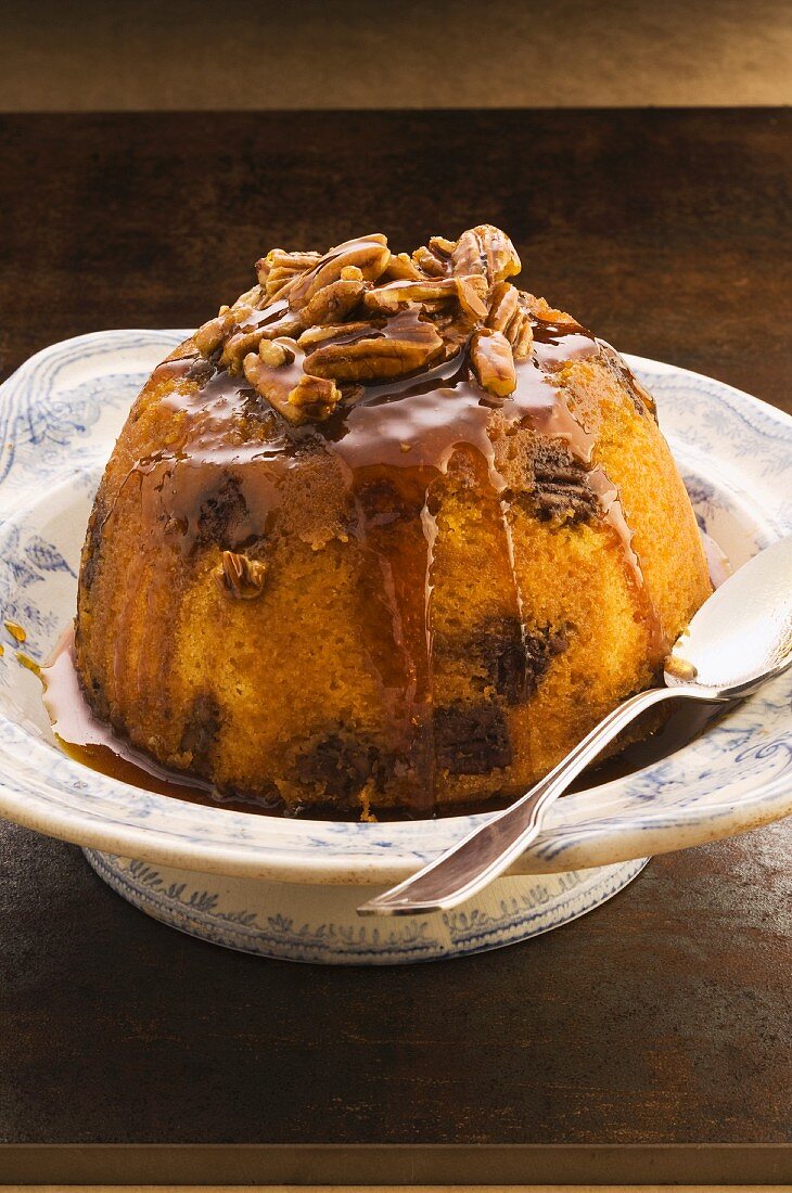 Golden syrup pudding with nuts