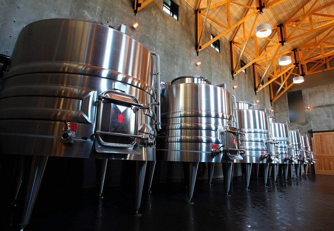 Stainless steel fermentation tanks (RdV Vineyards, Delaplane, Virginia, USA)