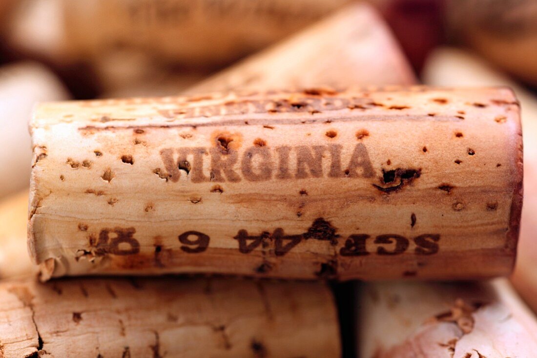 Wine corks (White Hall Vineyards, Crozet, Virginia, USA)